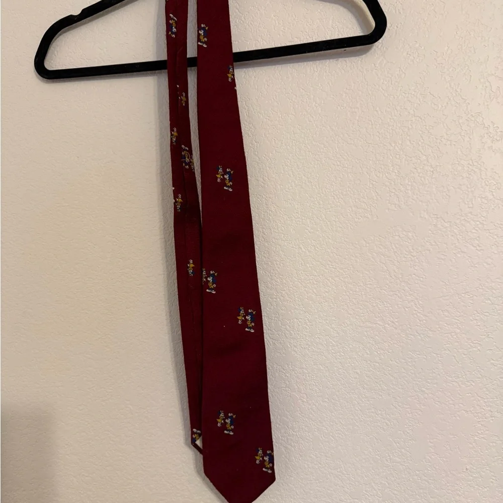 Disney Red Silk Tie with‎ Subtle Pattern vintage collectible